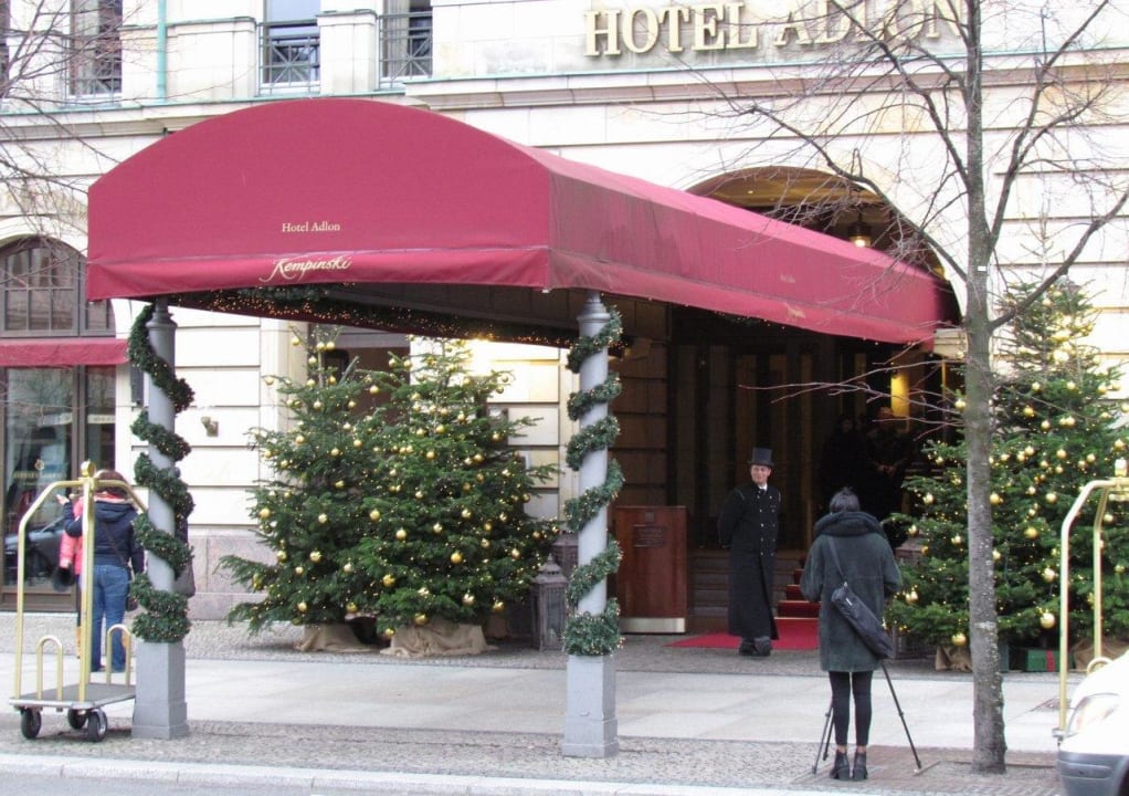 Entrance Hotel Adlon Kempinski Berlin