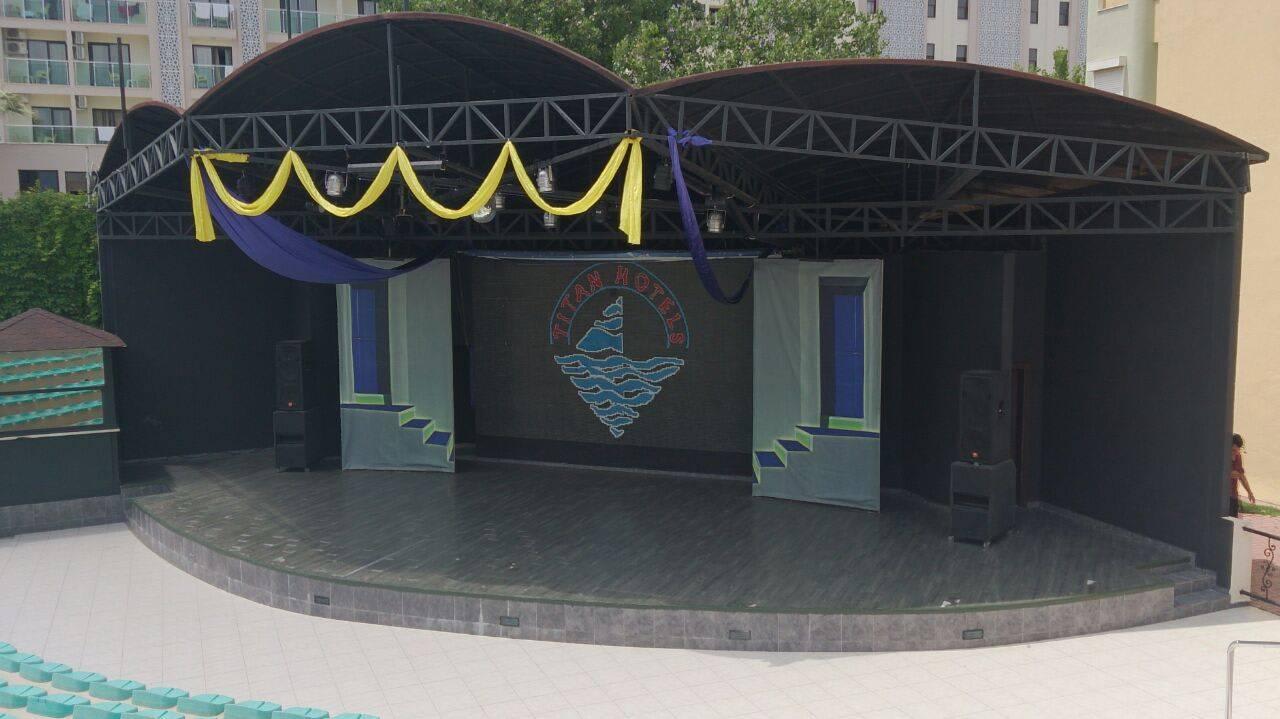 Amphitheater Solivia Hotel