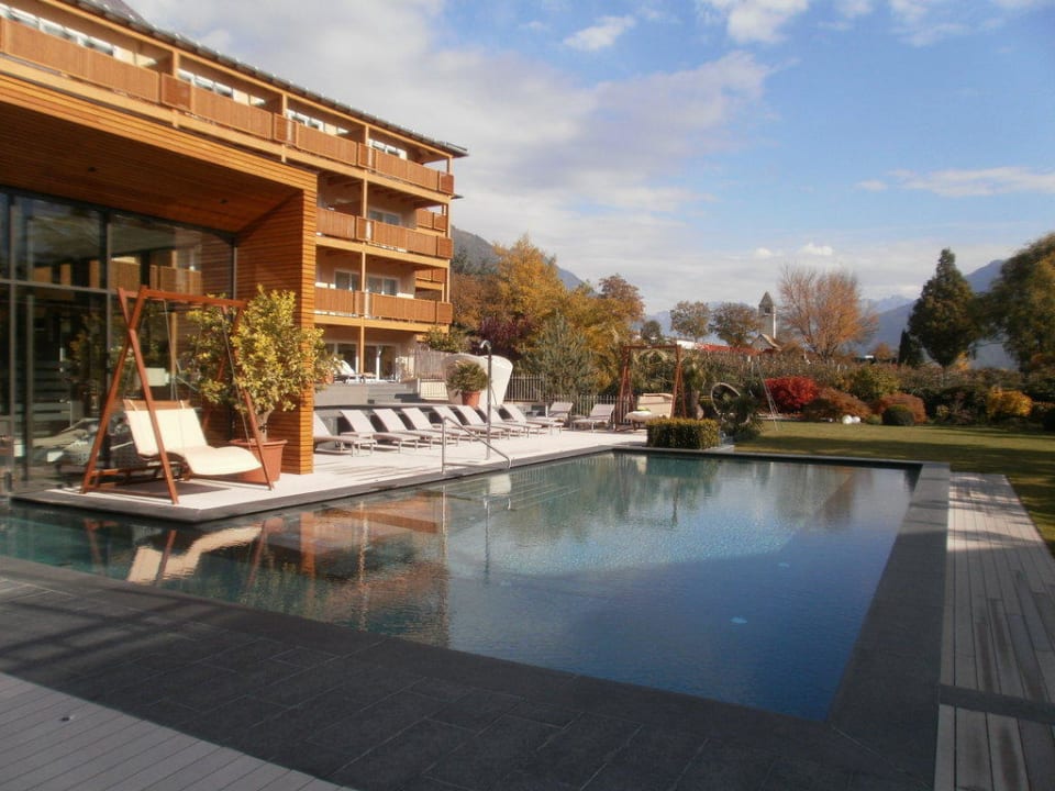 Traumhafte Außenpools einmal 31 Grad Feldhof DolceVita Resort