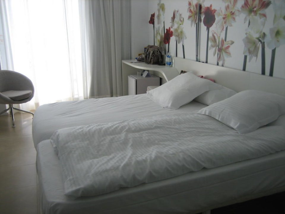 Zimmer Iberostar Waves Bahia de Palma