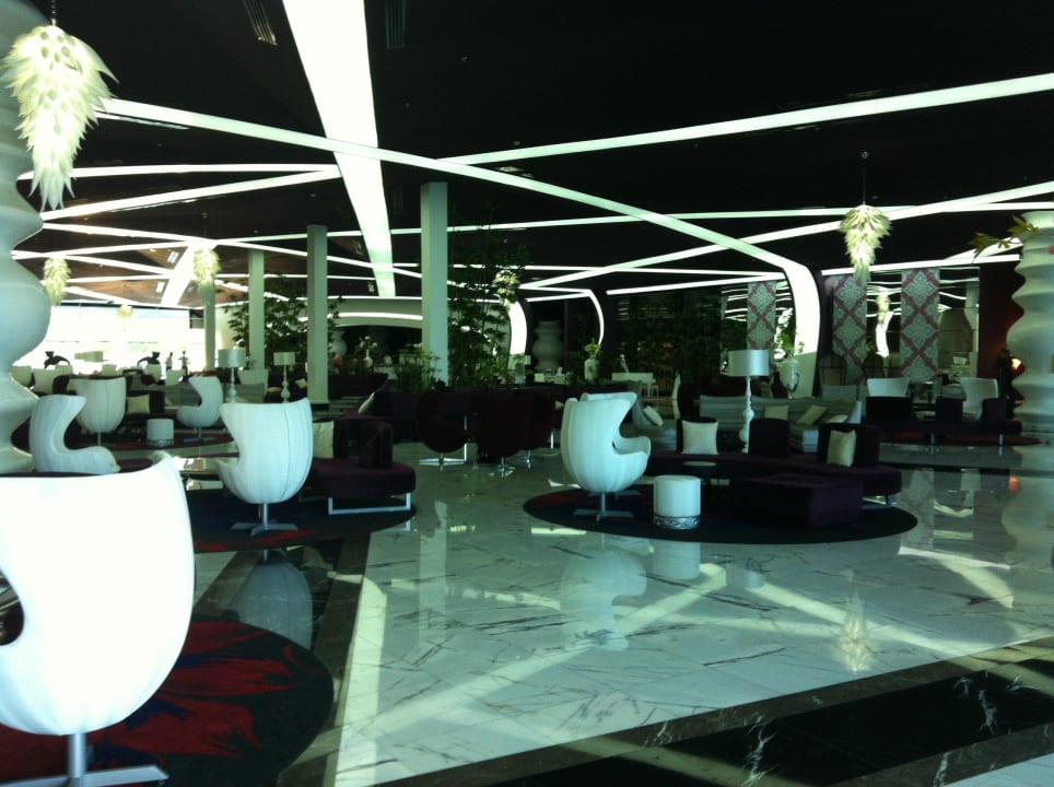 Lobby Vikingen Infinity Resort & Spa
