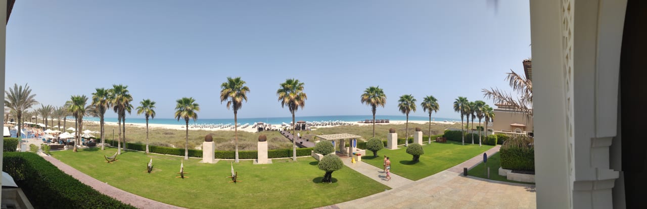 Strand Rixos Premium Saadiyat Island