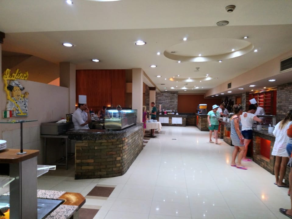 Gastro Regency Plaza Aqua Park & Spa