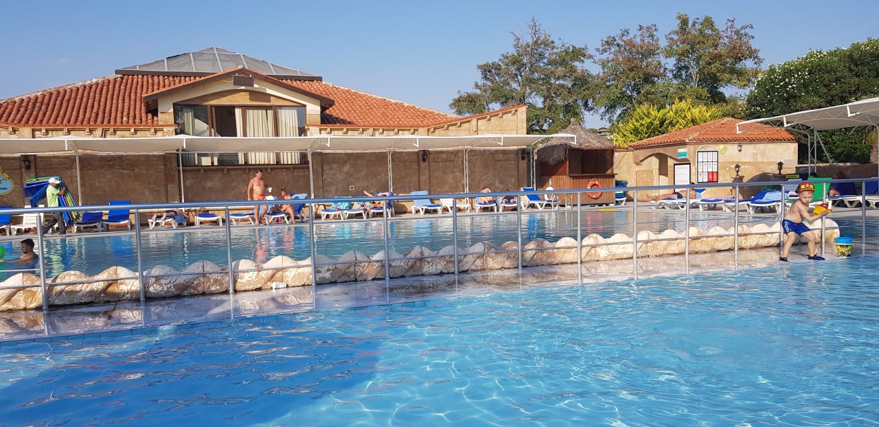 Pool Club Resort Atlantis