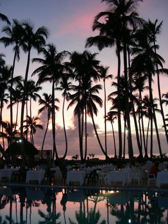 Sonnenuntergang beim Galadinner Hotel Bahia Estela Caribe