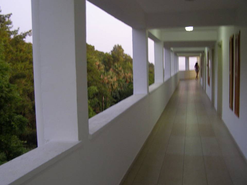 Der Gang zu den Zimmern Top Hotel