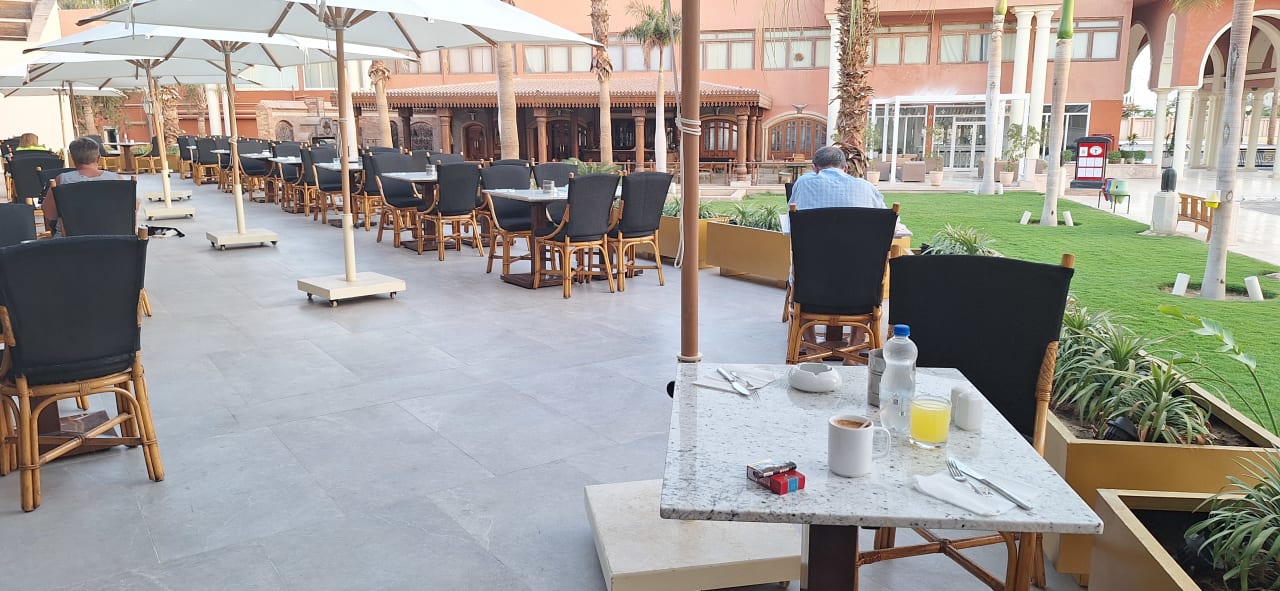 Gastro Siva Grand Beach