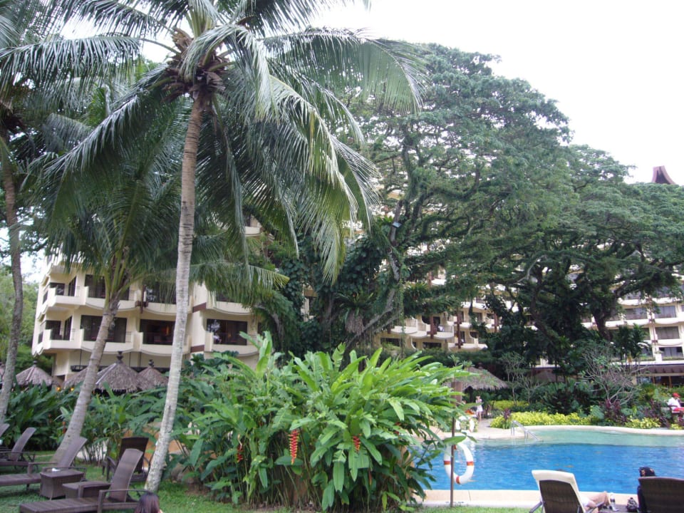 Garten und Pool Hotel Shangri-La Rasa Sayang Resort
