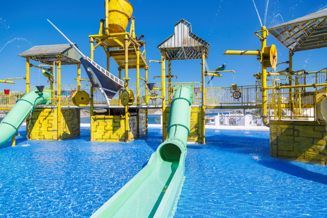 Pool FERGUS Club Carema Splash