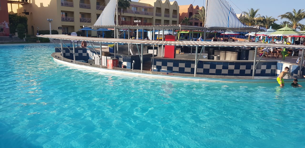 Poolbar Titanic Beach Spa And Aqua Park Hurghada • Holidaycheck Hurghada Safaga Ägypten