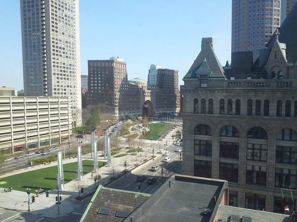 Am tag Hotel Harborside Inn