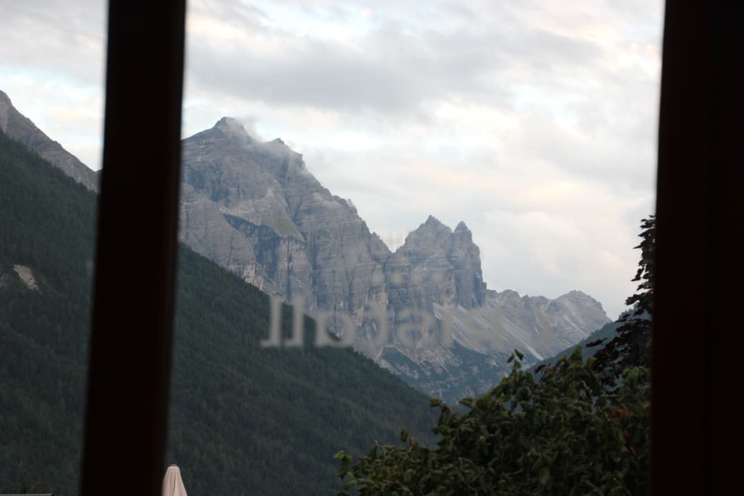 Lobby Sporthotel Cristall