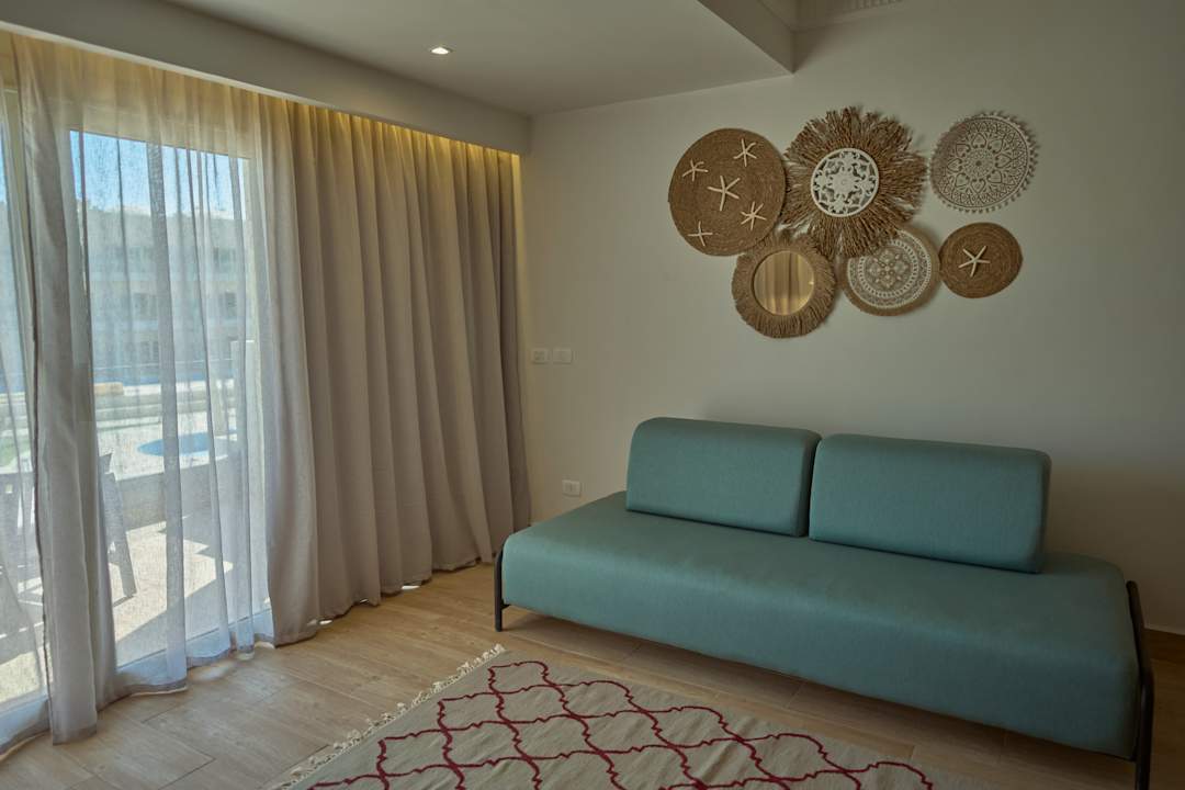 Zimmer Diamond Beach by Pearl Resort