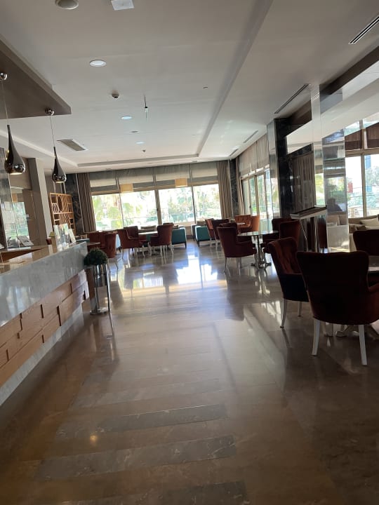 Lobby Port Side Resort Hotel