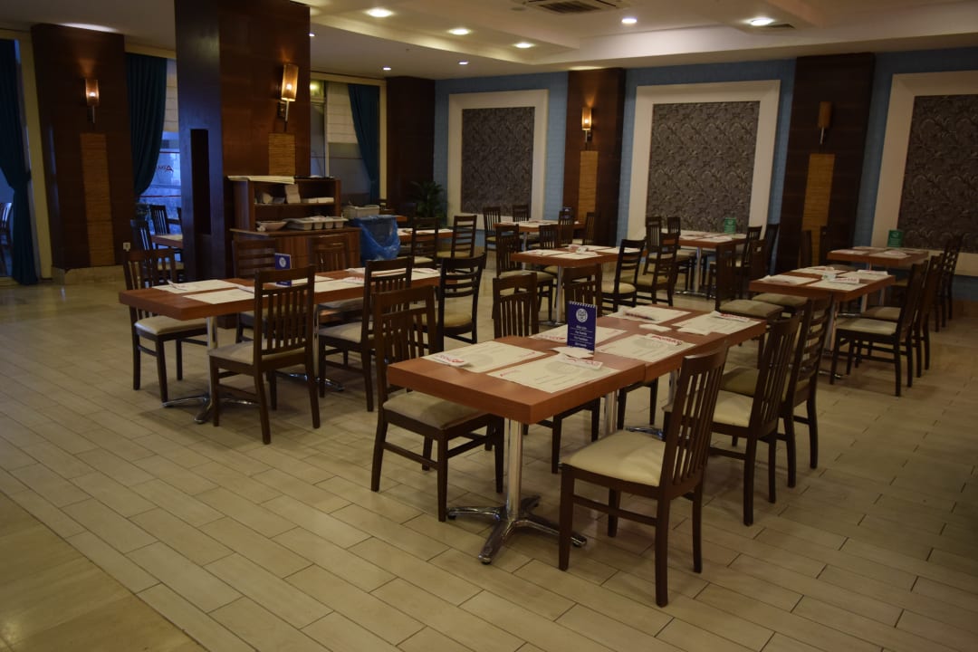 Gastro Armas Gül Beach