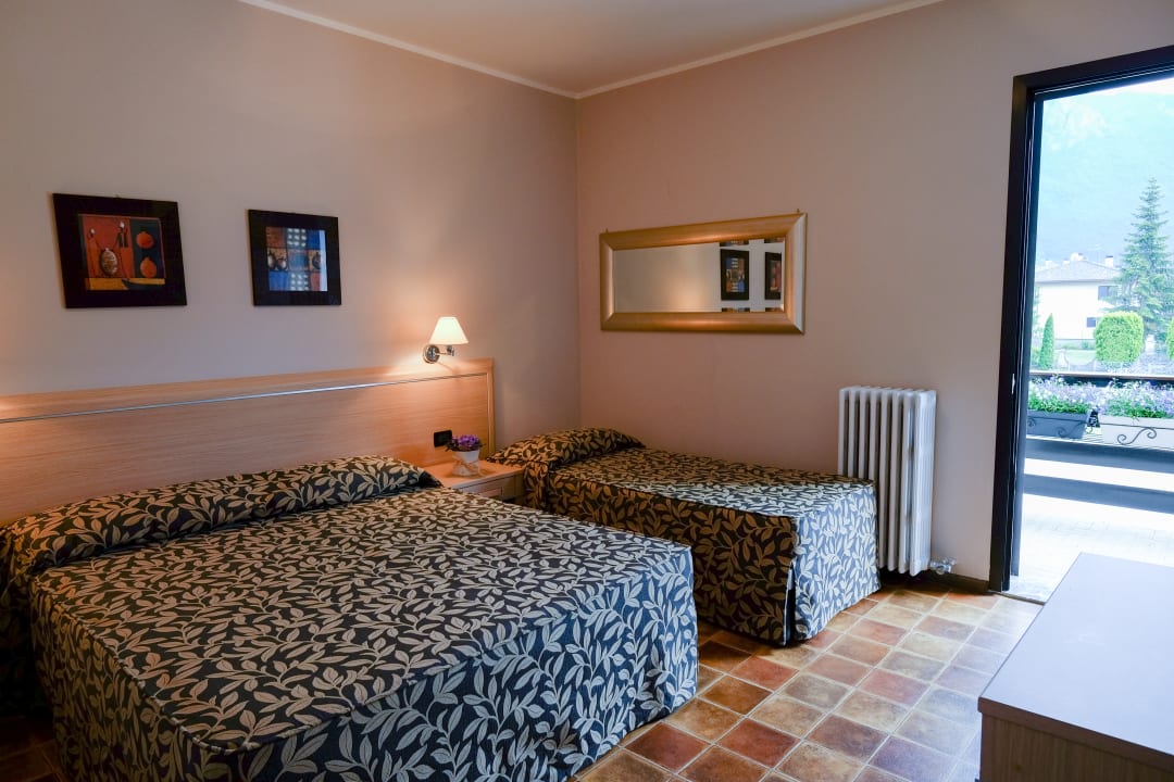 Zimmer Hotel Monte Cimone