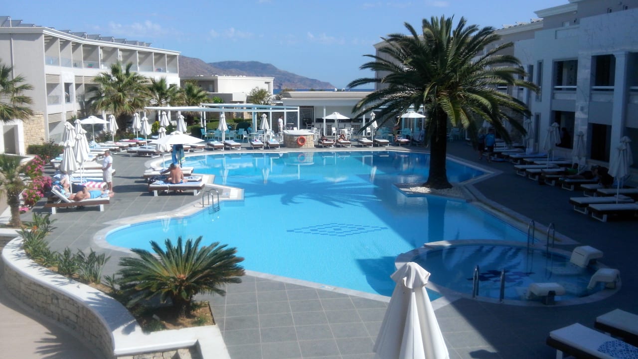 Pool Mythos Palace Resort & Spa