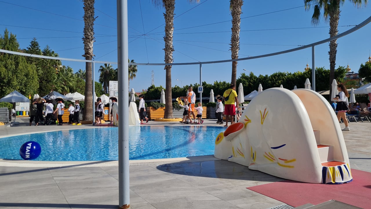 Pool Hane Family Resort