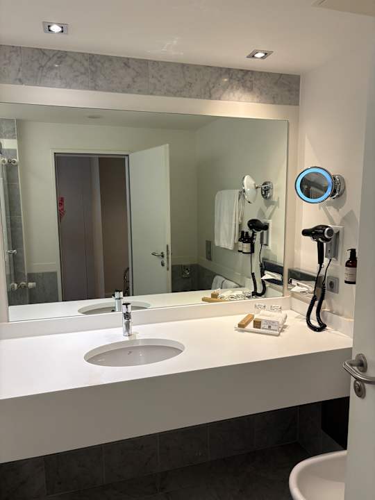 Zimmer NH Collection Köln Mediapark