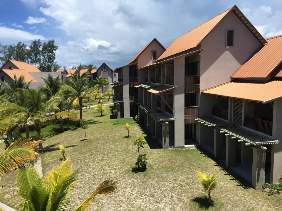 Blick vom Balkon Crystals Beach Resort Belle Mare, a member of Radisson Individuals