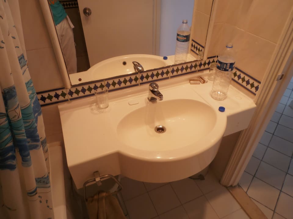 Badezimmer Hotel Neptunia Skanes