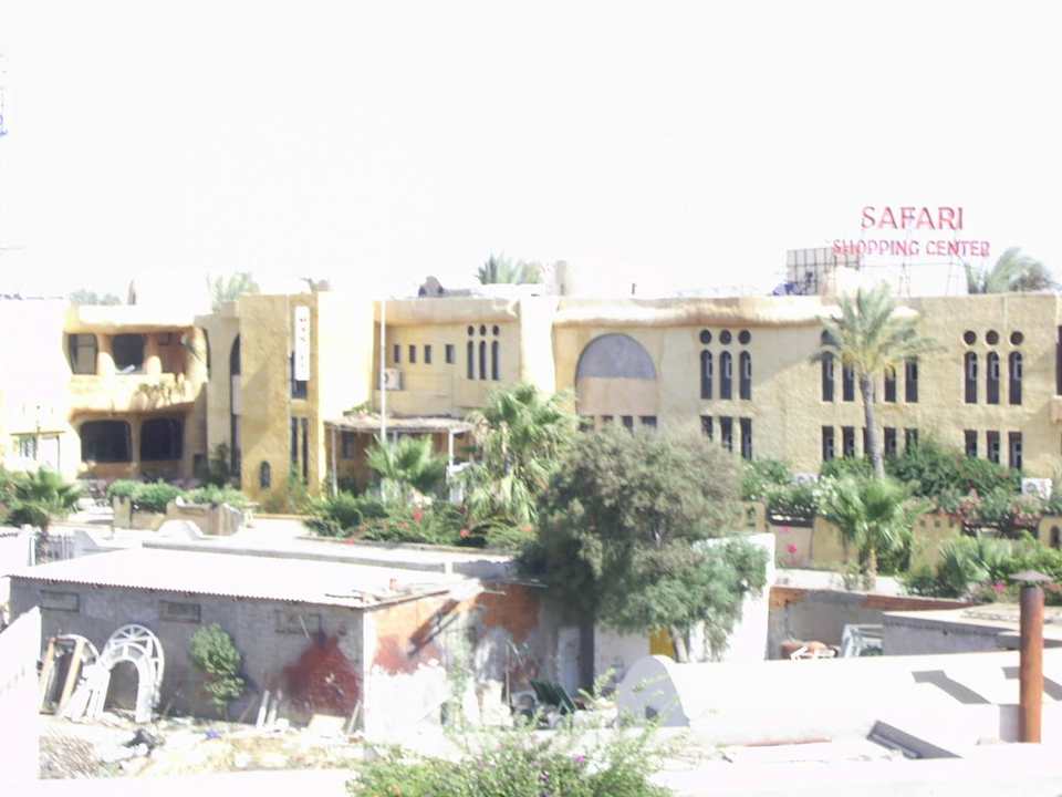 Widok na market Houda Golf & Beach Club