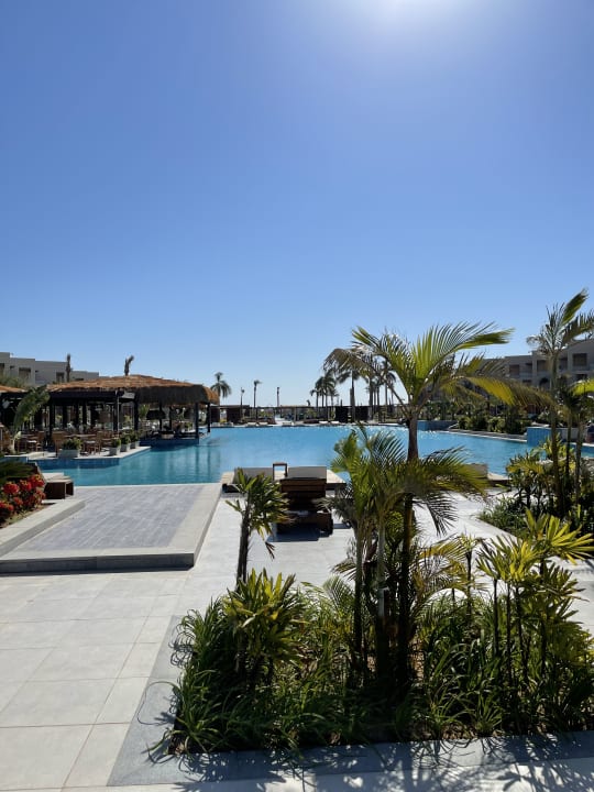 Pool Steigenberger Resort Ras Soma