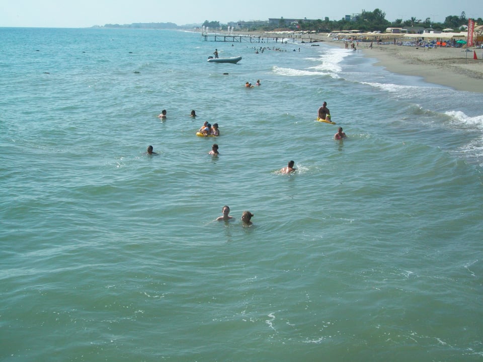 Strand Club Turtas Beach Hotel