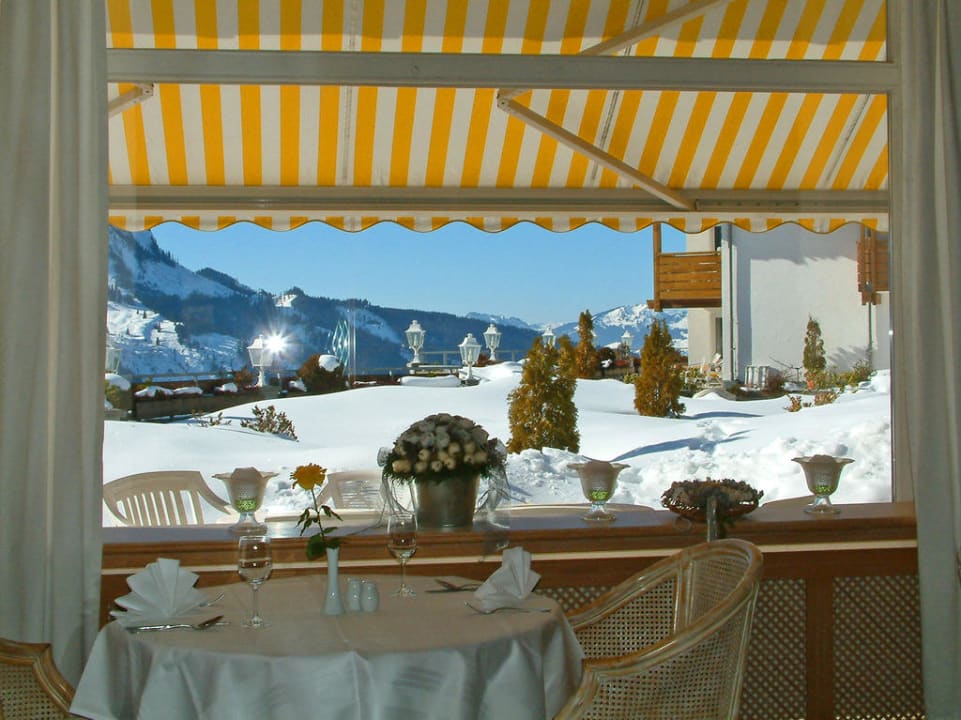 Panorama beim Frühstück Oberjoch - Familux Resort