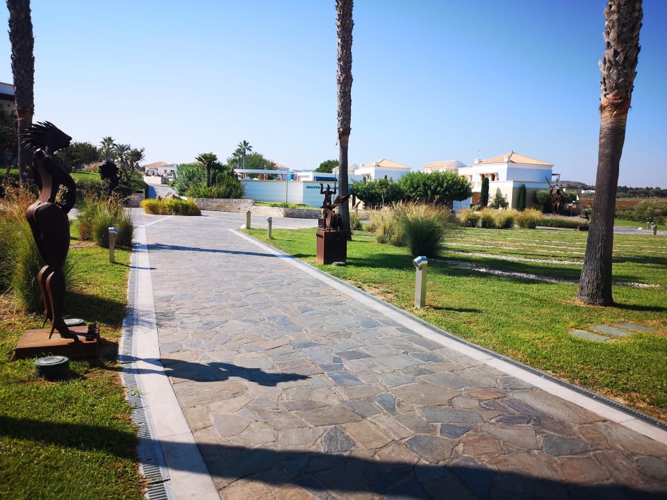 Gartenanlage Neptune Luxury Resort
