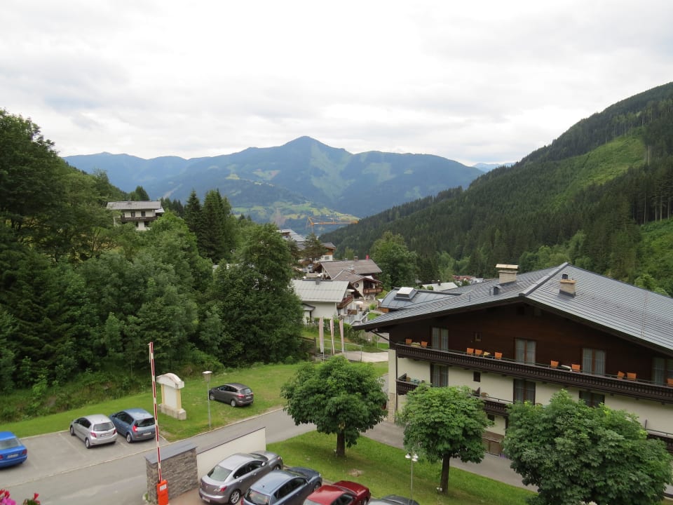 Zimmer 202 - Aussicht auf Zell am See VAYA Zell am See