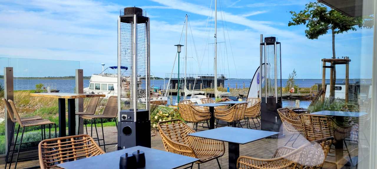 Ausblick Hausboote und Fewo Vieregge