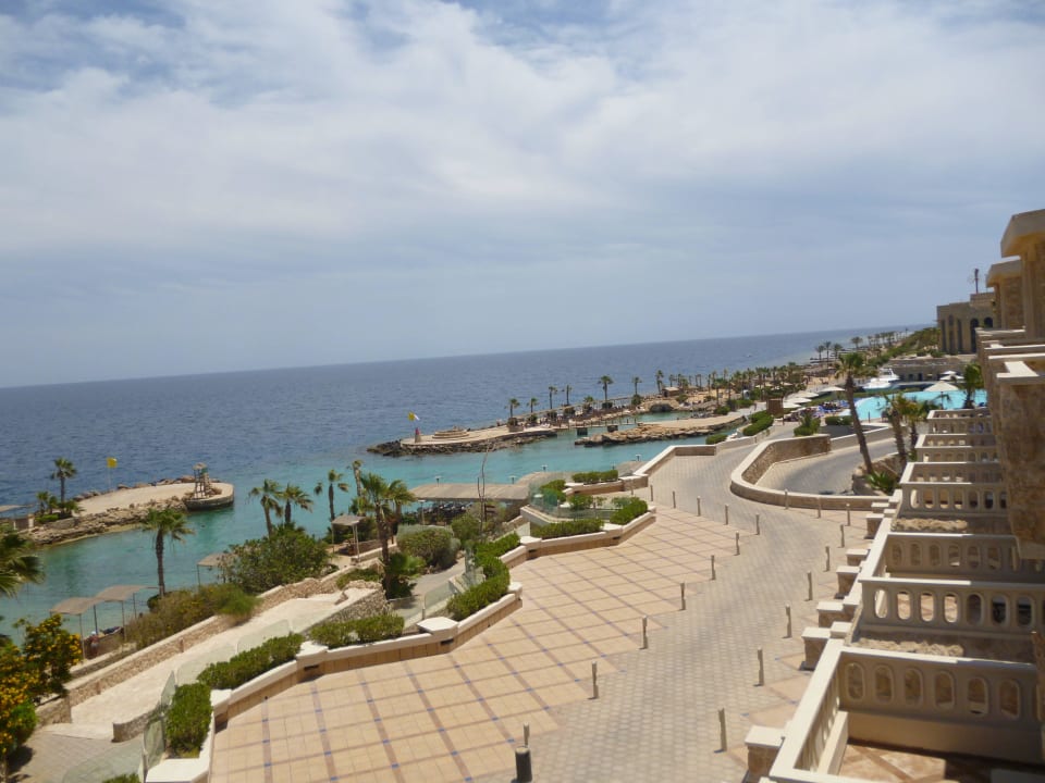 Pool sea view Pickalbatros Citadel Resort