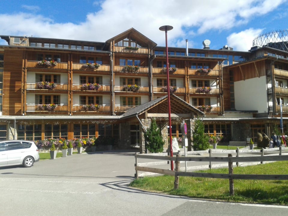 Eingang Falkensteiner Hotel Cristallo Rennweg Am Katschberg