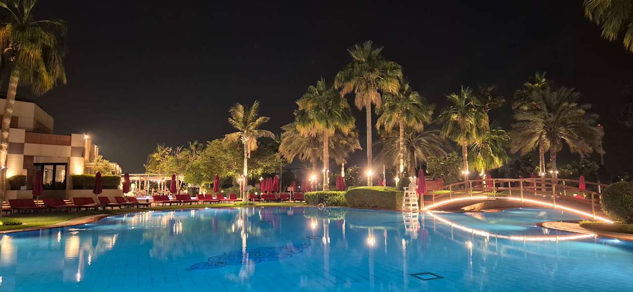 Pool Khalidiya Palace Rayhaan by Rotana