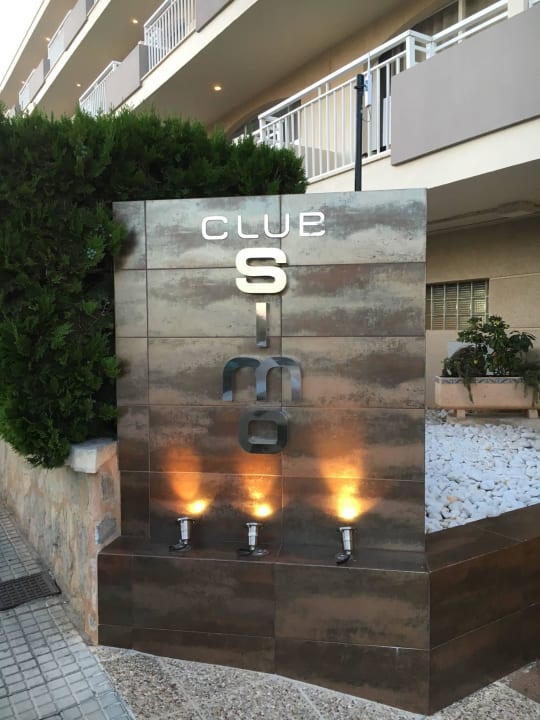 Eingang Club Simó Hotel by Senator