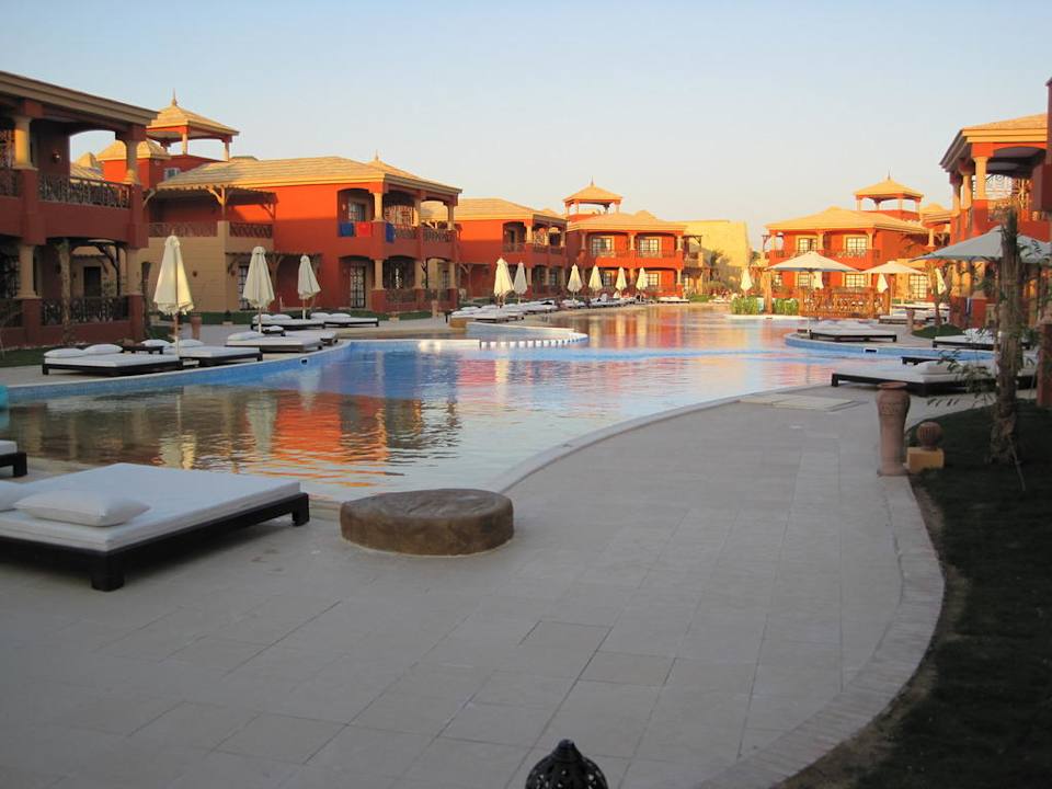 Neuer 400er Block Pickalbatros Alf Leila Wa Leila Resort - Neverland Hurghada