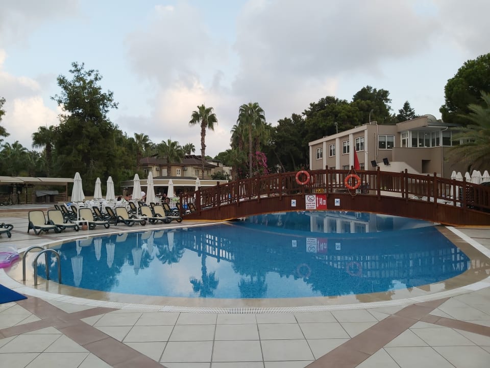 Pool Club Sidelya Hotel