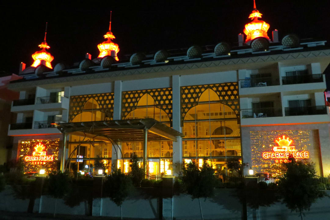 Außenansicht Well Palace Side