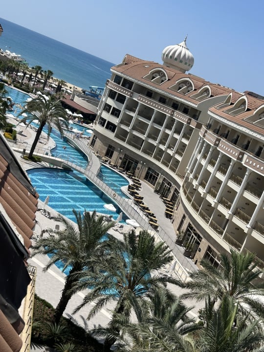 Außenansicht Kirman Belazur Resort & Spa