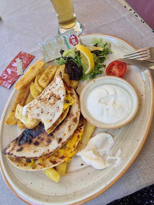 Gastro Melas Resort Hotel