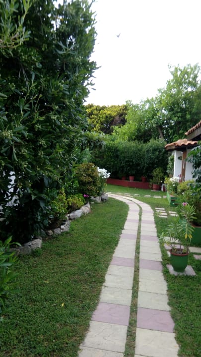 Gartenanlage Gaia Garden Hotel