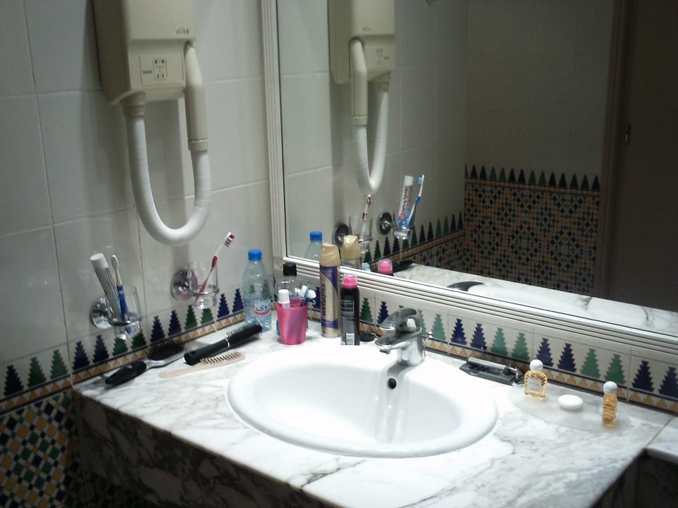 Nochmal Waschbereich Hotel El Mouradi Djerba Menzel