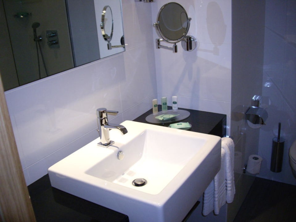 Bad Courtyard Hotel Budapest City Center