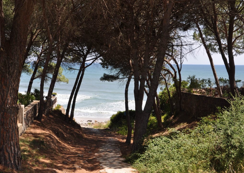 Blick zum Meer Tirreno Resort