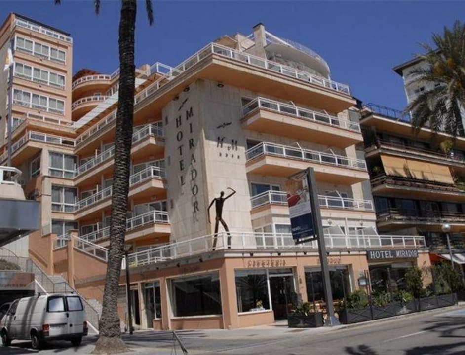 Hotel Strassenseite Hotel Mirador