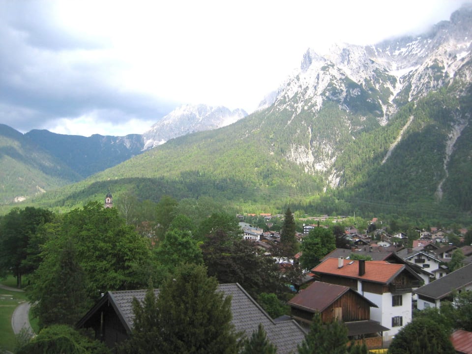 Mittenwald mit Karwendel Landhaus Sonnenbichl