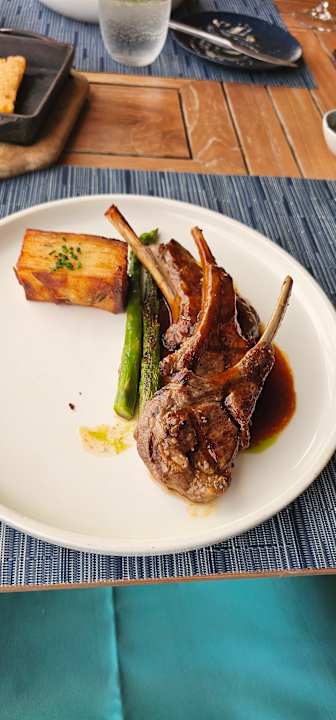 Gastro Le Meridien Maldives Resort & Spa