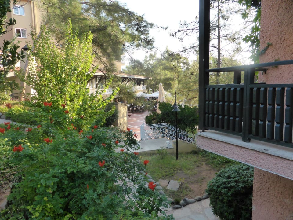 Unser Weg vom Bungalow zum Restaurant Grand Yazici Club Marmaris Palace