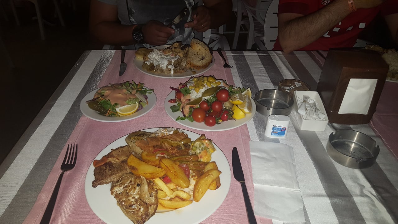 Restaurant Well Palace Side